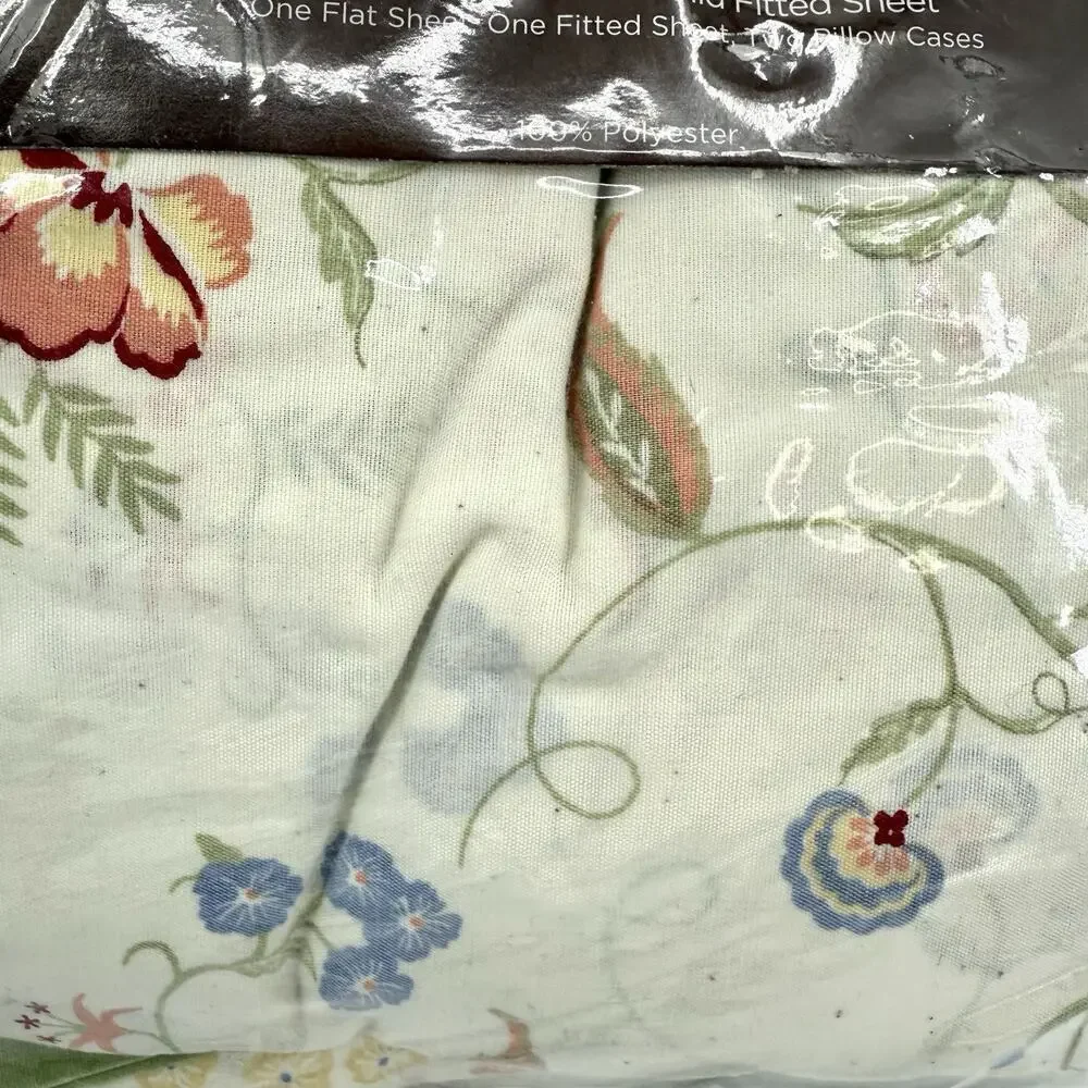 Comfort Bay Luxuriously Soft Full Sheet Set Country Floral Retro Print Polyester